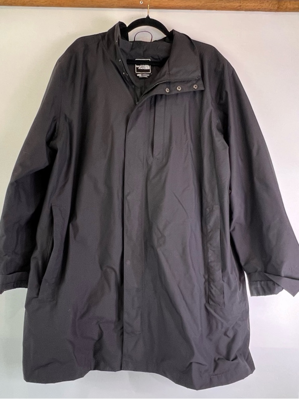 The North Face Men’s XL Black Jacket Camping Fishing Outdoor